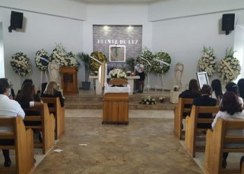 Sepultan al padre de Fernando Rosa a quien se le permitió acudir al sepelio