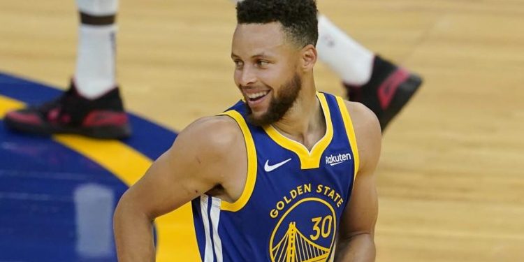 Stephen Curry baloncestista estadounidense