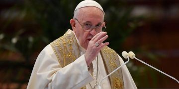 PAPA FRANCISCO LLAMA A CUIDAR EL MEDIO AMBIENTE