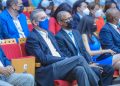 Presidente Abinader motiva a figuras del deporte dominicano unir voluntades para favorecer a niños y jóvenes