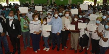 En Tamayo, IAD entrega 340 títulos provisionales en nuevo asentamiento Tamayo, Bahoruco.