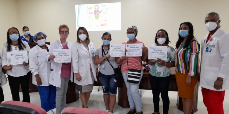 Hospital Maternidad la Altagracia celebra día mundial de la alimentación.