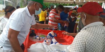 BAHORUCO: Senadora destaca impacto de venta de alimentos a bajos precios por parte del INESPRE.