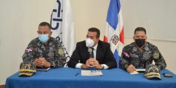 Fiscalía de Santo Domingo Este y Norte socializa con mandos policiales los protocolos de investigación y persecución del delito