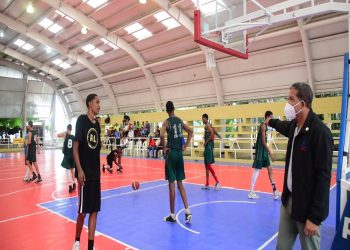 Regional 13 culmina torneo baloncesto Femenino y Masculino, ahora competirán con otras regionales educativas