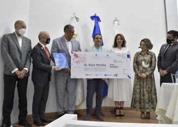 Ministros de Interior y de Cultura anuncian ganador de concurso Arte por la paz.
