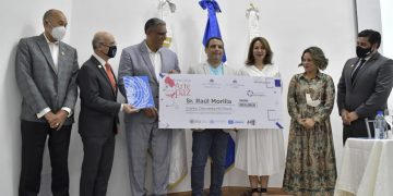 Ministros de Interior y de Cultura anuncian ganador de concurso Arte por la paz.