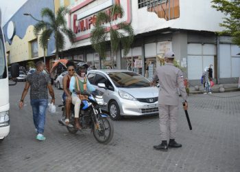 Comerciantes, buhoneros y clientes de la avenida Duarte resaltan impacto de patrullaje preventivo