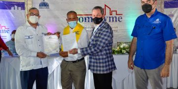 PROMIPYME entrega 9.8 millones en préstamos a jóvenes emprendedores de Pedernales.