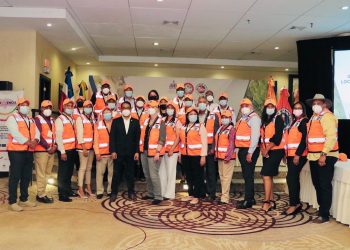 Alcaldes de la línea fronteriza reciben capacitación de la Defensa Civil para lograr territorios resilientes
