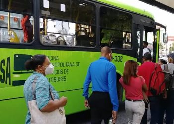 Autobuses de la OMSA transportarán usuarios del Metro por suspensión del servicio en el tramo elevado