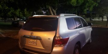 MIEMBROS DEL EJERCITO NACIONAL DE INTELIGENCIA G-2 Y DE LA UNIFORMADA DETIENEN JIPETA EN EL PARAJE EL HIGUITO CON PRESUNTA DROGAS
