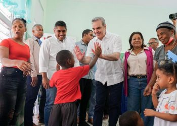 Abinader afirma que sagrado objetivo del Gobierno es mejorar las condiciones de vida de la gente