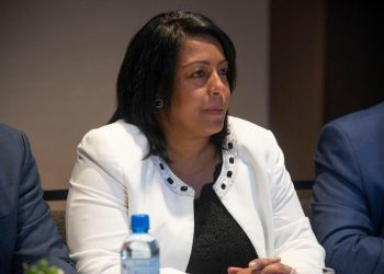 Altagracia Tavárez denuncia a Miguel Vargas ante la Internacional Socialista