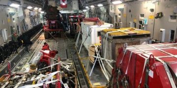 LLEGA A RD AVION DE CANADA CON EQUIPOS PARA RESCATAR MINEROS ATRAPADOS.