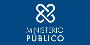 La procuradora general Miriam Germán Brito confirmó la tarde de este lunes la remoción del inspector general del Ministerio Público, Juan Medina de los Santos. La decisión fue tomada, en atribuciones de sus funciones, por el Consejo Superior del Ministerio Público durante la reunión del pasado viernes y con el voto disidente de una consejera. Indicó que en esta semana el organismo colegiado se reunirá para conocer la propuesta de quien sustituirá en las labores de inspector general al procurador adjunto Juan Medina de los Santos, siempre apegado a la Ley 133-11, del 9 de junio de 2011 (orgánica del ministerio Público).