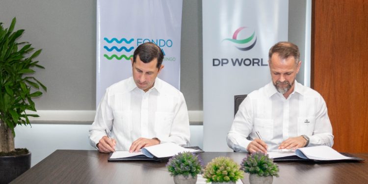 DP WORLD FIRMA ACUERDO CON FONDO DE AGUA DE SANTO DOMINGO PARA RESCATE Y CONSERVACIÓN MICROCUENCA BRUJUELAS