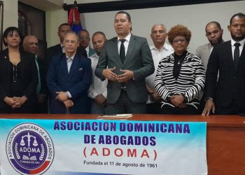ADOMA JURAMENTA COMISIONES