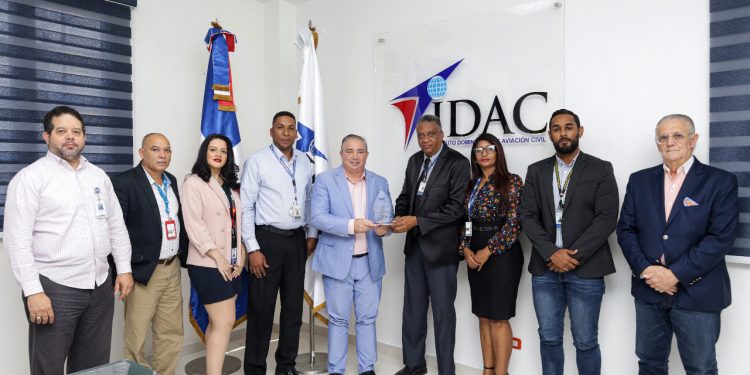 Técnicos del IDAC reconocen a Héctor Porcella y valoran trato basado en respeto, justicia y equidad