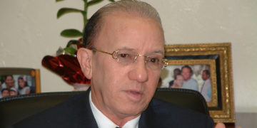 Murió de un infarto el exsenador Amable Aristy Castro. Tenía 73 años.