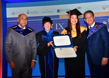 El Instituto Global gradúa decenas de estudiantes en distintas áreas del saber