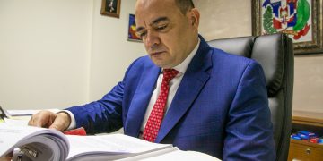 Colegio de abogados advierte impugnará privatización irregular de revistas de vehículos