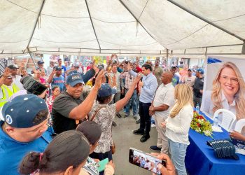 Roberto Ángel juramenta en el PRM exdirigentes y activistas del PLD en Hato Mayor