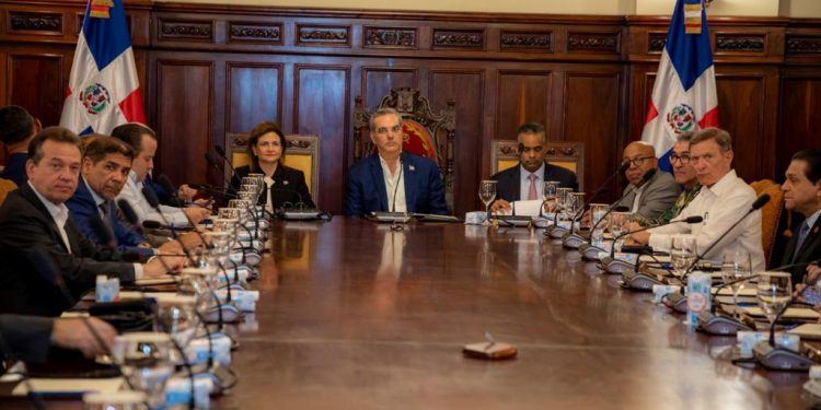 Presidente Abinader encabeza Consejo de Gobierno; tratan tema de habilitación de la XXVlll Cumbre Iberoamericana