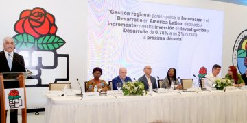 Miguel Vargas ante delegados IS: “Modelo de desarrollo de nuestra región está agotado”