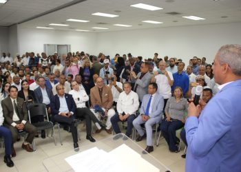 Funcionario y empresarios resaltan obras del Presidente Abinader&nbsp; en Santiago