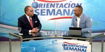 Potentini asegura diputado Miguel Gutiérrez, podría cobrar los casi 3 millones de pesos que le adeuda la Cámara de Diputados.                El presidente de Fundación Justicia y Transparencia indicó que el legislador sólo pierde su curul a través de un juicio político o si renuncia.El presidente de la Fundación Justicia y Transparencia, Trajano Vidal Pontentini, expresó que el diputado del Partido Revolucionario Moderno (PRM), Miguel Gutiérrez Díaz, apresado en Miami en mayo del 2021 por narcotráfico, podría cobrar los casi 3 millones de pesos que le adeuda la Cámara de Diputados, porque hasta el momento el Congreso Nacional no ha tomado ninguna acción contra el legislador.El juarista dijo que inmunidad no se trata juzgamiento o destitución, ya que es una prerrogativa o facultad de la protección legislativa, que le atañe en este caso a la Cámara de Diputados para que no se afecte la labor en el Congreso Nacional.Vidal Potentini, entrevistado en el programa Orientación Semanal, que conduce el periodista Juan Francisco Mora Herrera, los domingos a las once de la mañana por el canal 27 RNN, manifestó que Miguel Gutiérrez, sólo puede ser destituido de su cargo a través de un juicio político por el Congreso Nacional.El también aspirante a la presidencia del Colegio de Abogados considera extraño que el PRM haya solicitado el retiro de la inmunidad o destitución del legislador, cuando saben que en ese caso no procede de esa manera.Vidal Pontentini precisó que el partido sólo puede asignar la curul de del diputado Gutiérrez a otra persona, luego de un juicio político o que el legislador decida renunciar de su cargo.El jurista puso como ejemplo algunos casos de legisladores, que fueron condenados, cumplían su cárcel y asisten a al Congreso Nacional los días que les tocaban sesionar, a menos que sea por degradación cívica.Dijo que Miguen Gutiérrez hasta ahora no tiene ningún caso abierto con la justicia dominicana, ya que está siendo enjuiciado por los Estados Unidos.Se recuerda que los abogados del Miguel Gutiérrez Díaz, demandaron a la Cámara de Diputados por no pagarle sus salarios tras su apresamiento en mayo del 2021.En otro orden, Trajano Vidal Pontentini, informó que aspira a presidencia del Colegio de Abogados de la Republica Dominicana, a través de una Unidad Jurídica como puerta de entrada a la independencia del sistema judicial.El presidente de la Fundación Justicia y Transparencia, expresó, además que cuando gane trabajara por el respeto y la dignidad de los abogados, que en ocasiones tienen que ejercen sus funciones de forma inhumana.