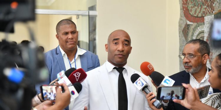 Bloque de Regidores de La Fuerza del Pueblo del Ayuntamiento del Distrito Nacional elige como nuevo Vocero a Aníbal Rivera