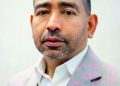 Piden a Nelson Gutiérrez aceptar candidatura a diputado.