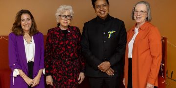 Milagros Ortiz Bosch representa a RD durante VIII Cumbre Global de la Alianza para el Gobierno Abierto en Estonia