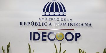 El Instituto de Desarrollo y Crédito Cooperativo-IDECOOP, avanza.Presidente Luis Abinader emitió tres decretos que incorporan 78 nuevas cooperativas.