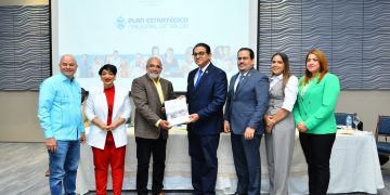 Ministro Daniel Rivera presenta en La Vega Plan Estratégico Nacional de Salud 2030