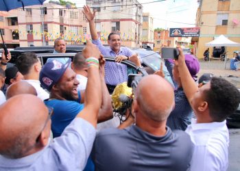 Luis Alberto: ¨Nuestro compromiso es rescatar a Santo Domingo Este que está sumergido entre la basura y otras problemáticas¨