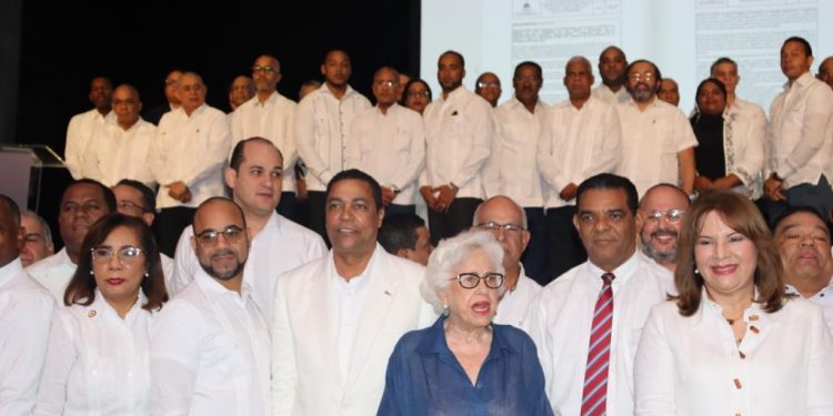 Utepda participa en 2do congreso constitutivo de la Digeig; director valora de positivo el encuentro