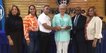 Cipesa culmina tercer diplomado. Reconoce a la exministra de Salud, Altagracia Guzmán Marcelino, y juramenta nuevos miembros.