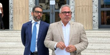 Demandada funcionaria por “VENDER” inmueble que tenía en garantía por deuda de 400 mil dólares.