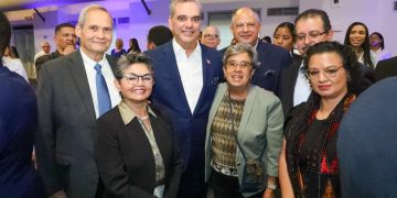 Abinader exhorta ciudadanos a votar para consolidar democracia