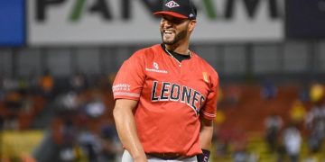 Albert Pujols dirigente Leones del Escogido