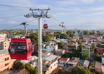 Inauguran tramo I del Teleférico de Santiago