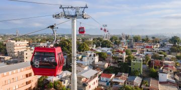 Inauguran tramo I del Teleférico de Santiago