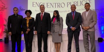 Candidatos a la senaduría provincia Duarte presentan propuestas legislativas 