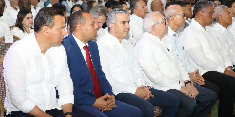Tabaqueros en Santiago lanzan GANASTE, estrutura de apoyo a la reelección de Abinader