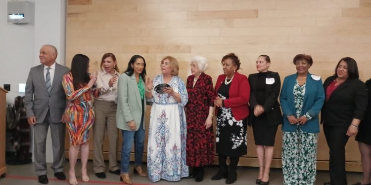 Ortiz Bosch dicta conferencias en NY y NJ resalta la importancia de una democracia de igualdad de oportunidades.