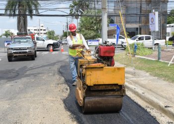 Coraasan refuerza equipos de bacheo para asfaltar zonas intervenidas