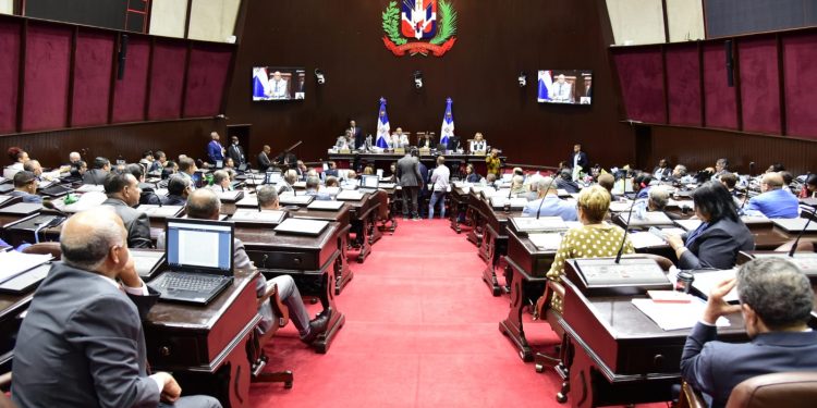 Comisión de la Cámara de Diputados que estudia el Código Penal invita a Visitas Públicas