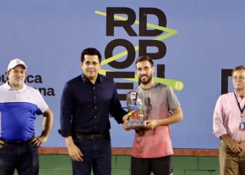 Dzumhur logra el bicampeonato del RD Open